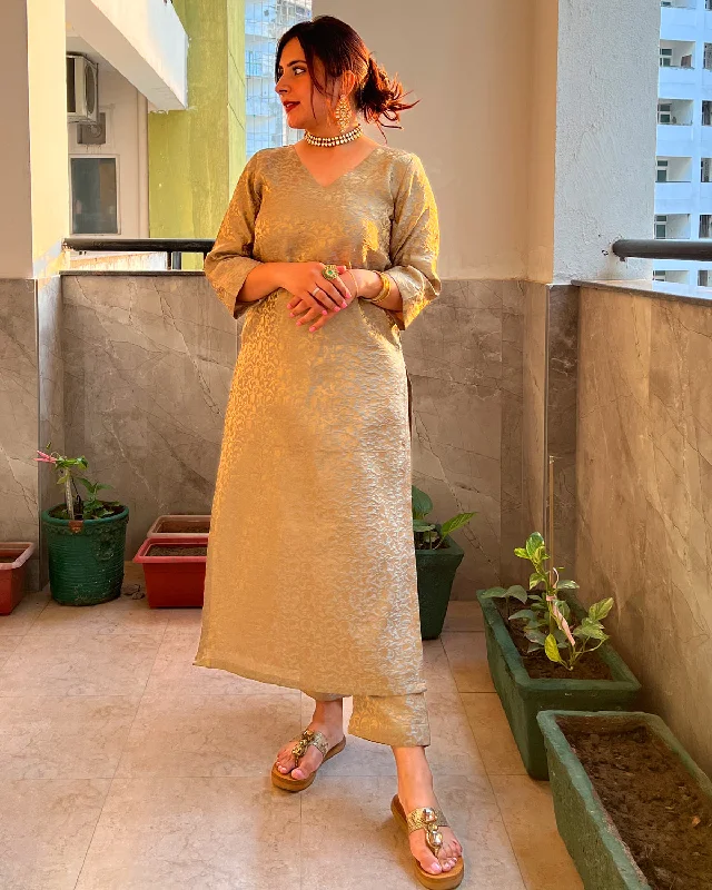 Zoya Grey Silk Kurta & Pants - Set Of 2 Warm Wool Trousers