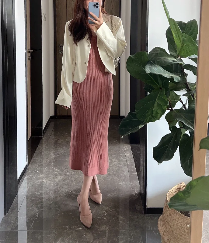 SALMON PINK